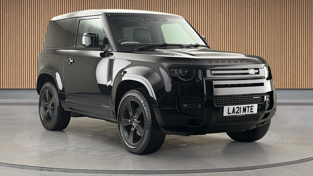Land Rover Defender 90 Sticky Header Image