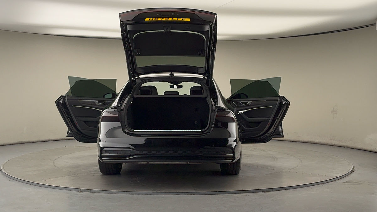 More views of Audi A7