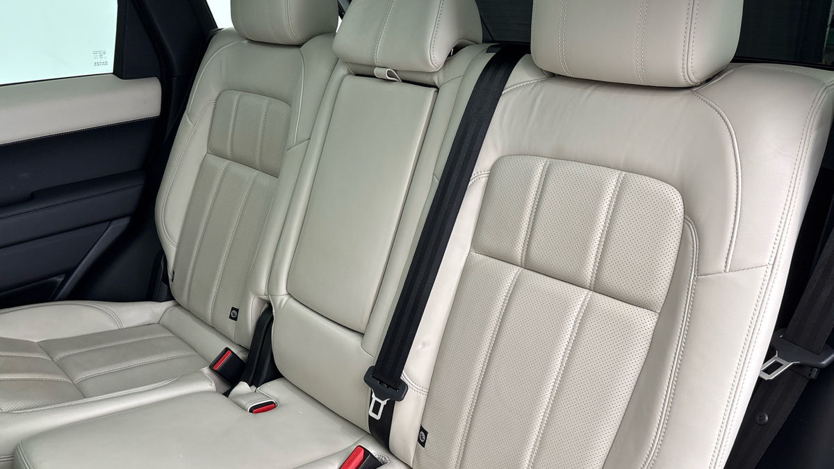 Land Rover Range Rover Sport Image 8