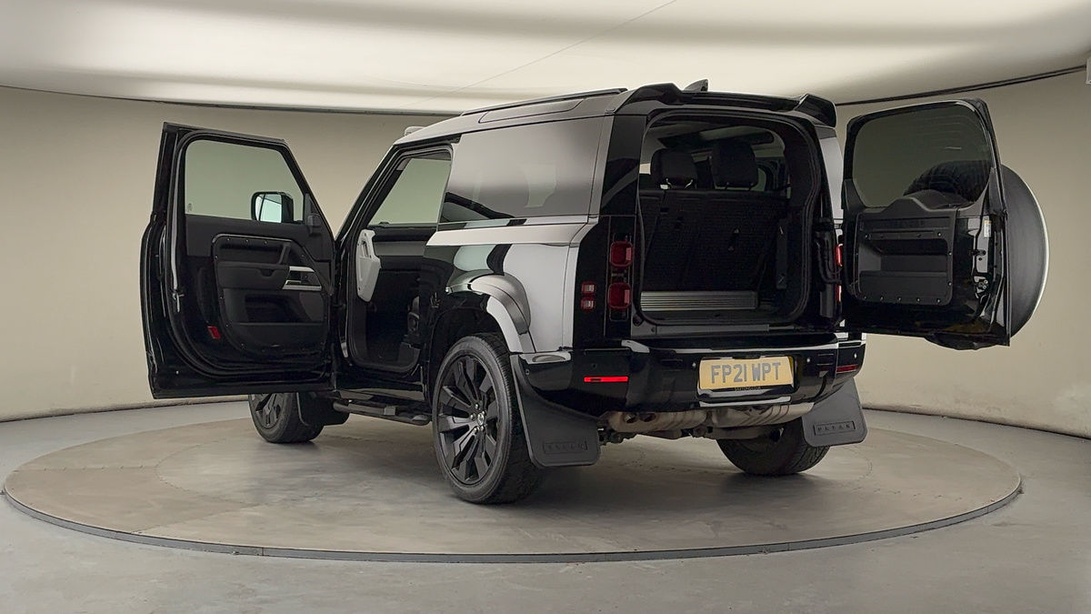 Land Rover Defender 90 Urban Image 23