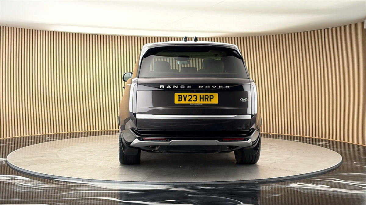 More views of Land Rover Range Rover