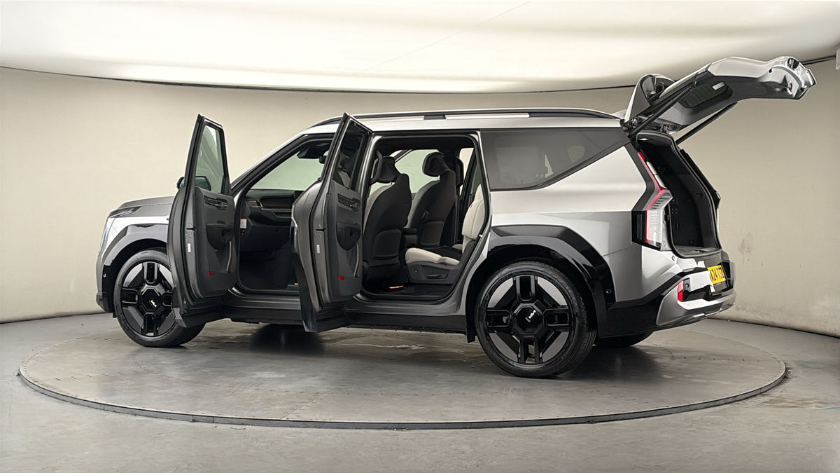 More views of Kia EV9