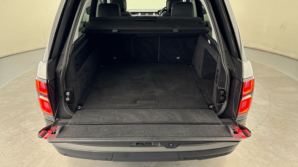Land Rover Range Rover Image 11