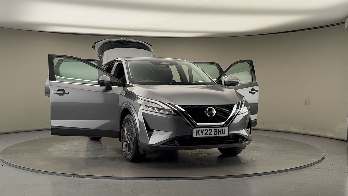 More views of Nissan Qashqai
