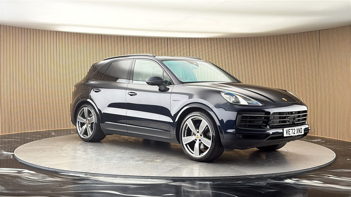 More views of Porsche Cayenne