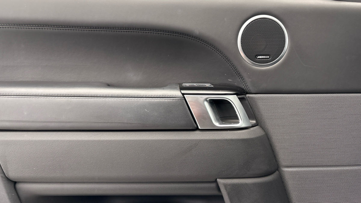 Land Rover Range Rover Sport Image 19