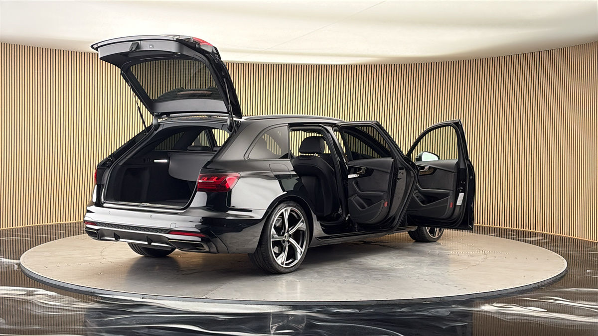 More views of Audi A4 Avant