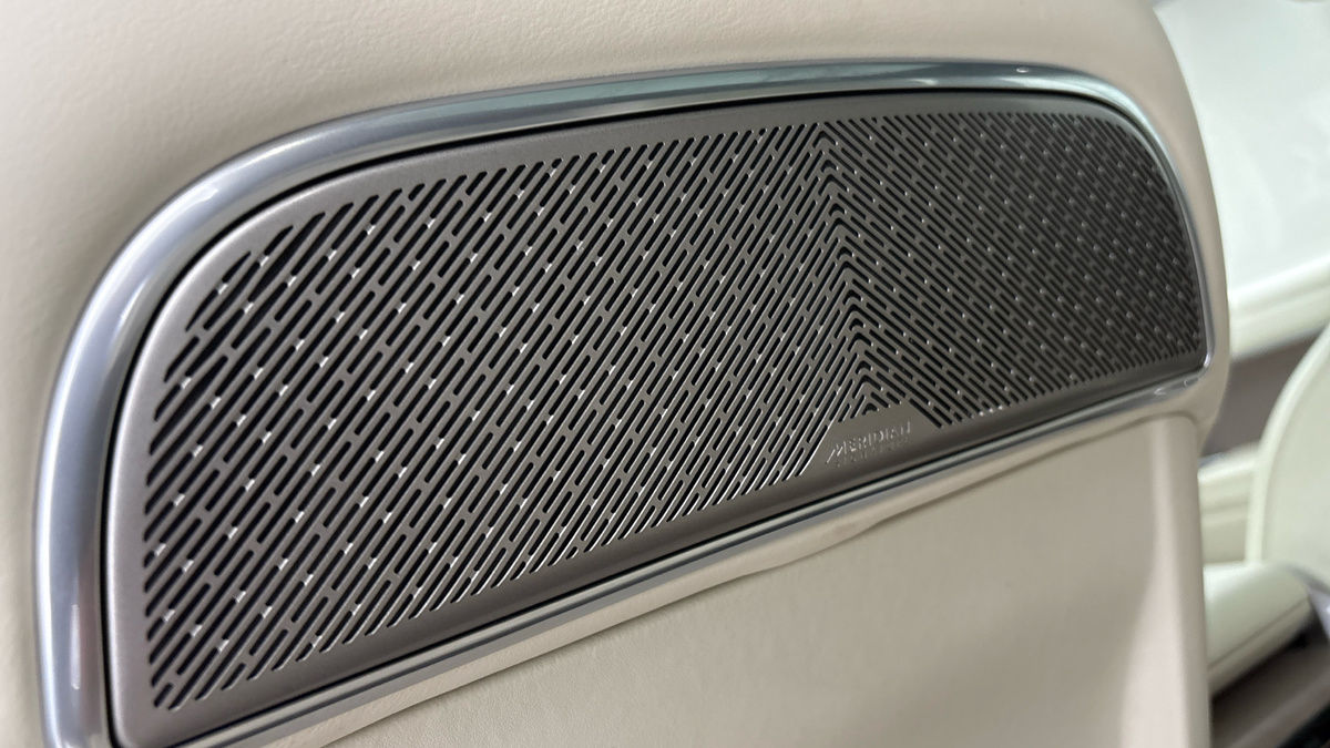 Land Rover Range Rover Image 25