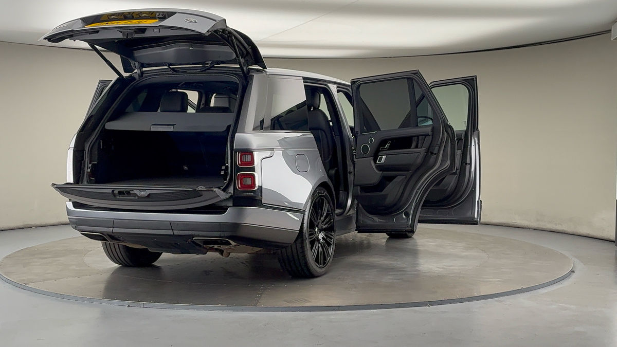 More views of Land Rover Range Rover