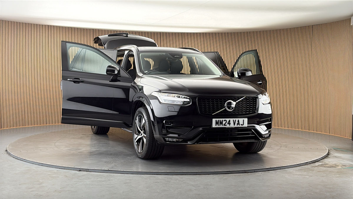 More views of Volvo XC90