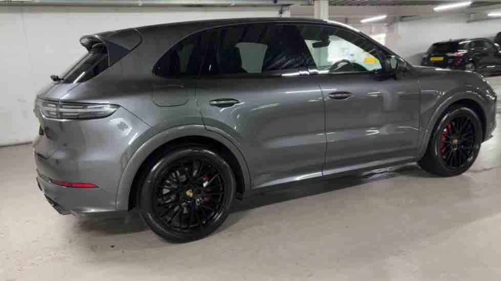 More views of Porsche Cayenne