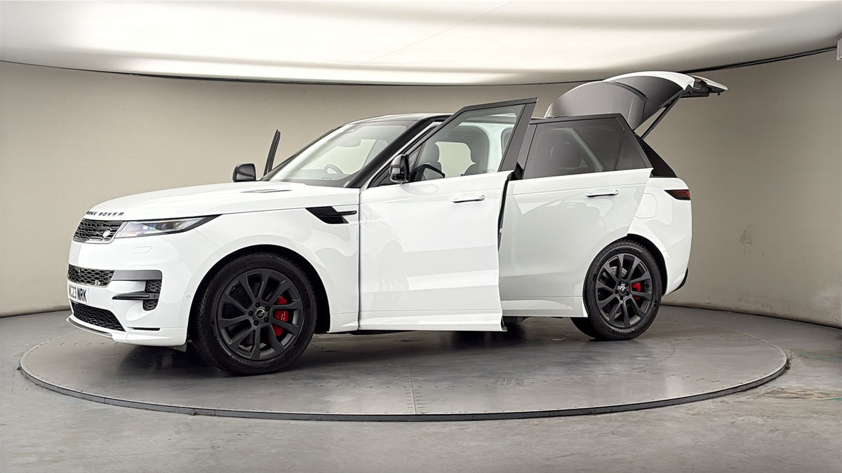 More views of Land Rover Range Rover Sport