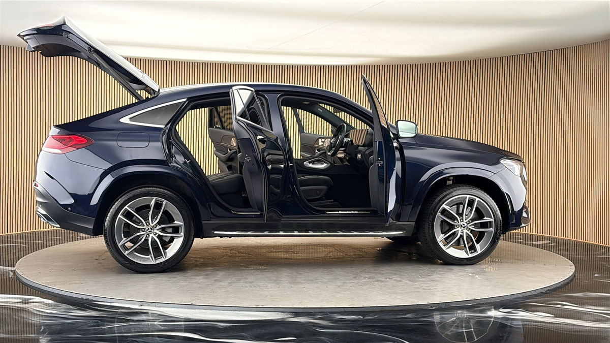 More views of Mercedes-Benz GLE