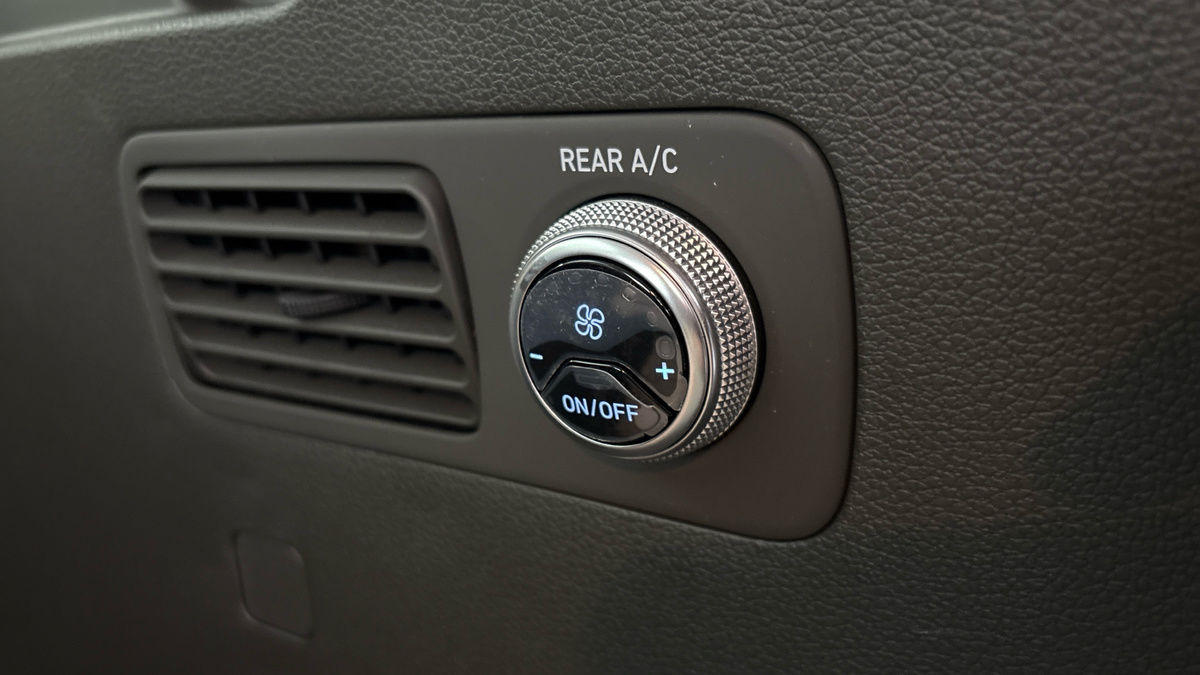 Hyundai Santa Fe Image 44