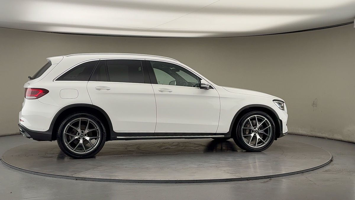 More views of Mercedes-Benz GLC