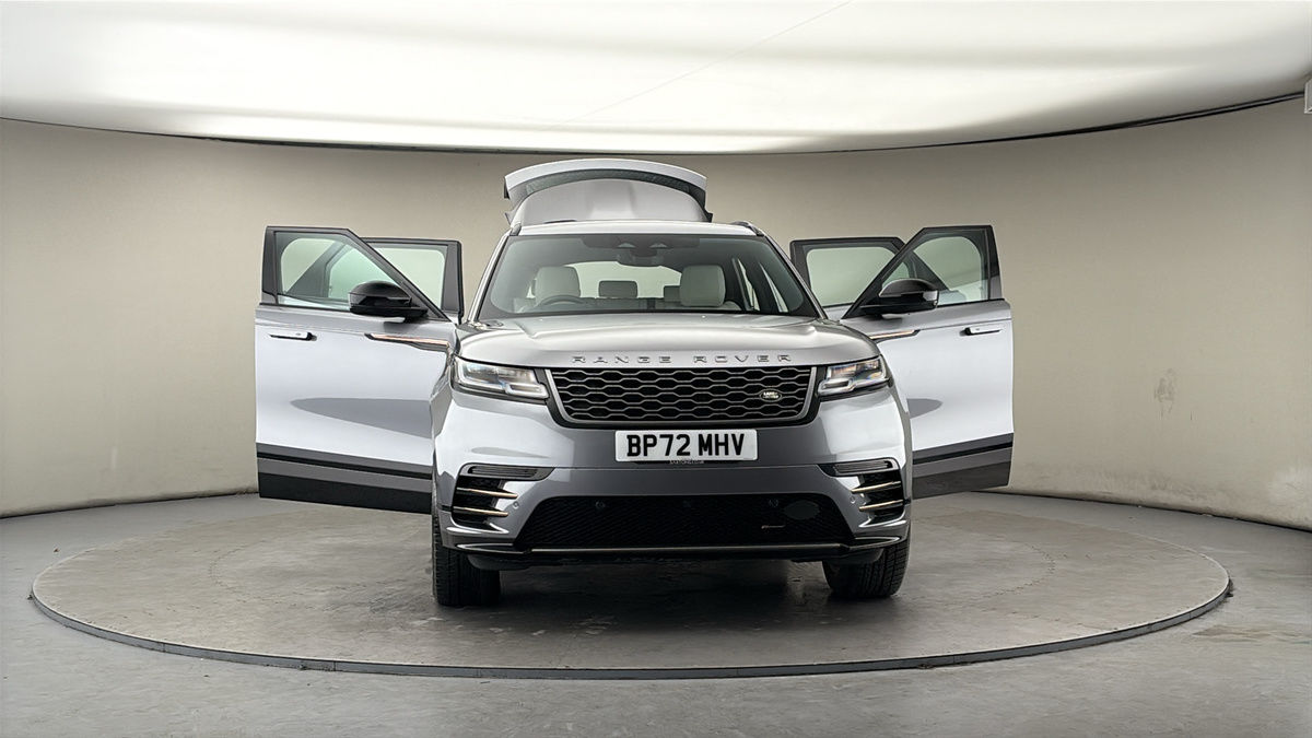 More views of Land Rover Range Rover Velar