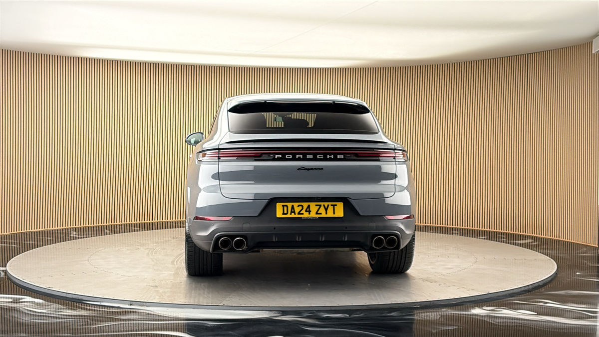 More views of Porsche Cayenne