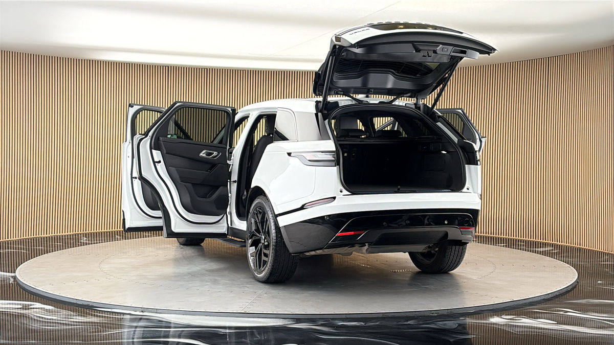 More views of Land Rover Range Rover Velar