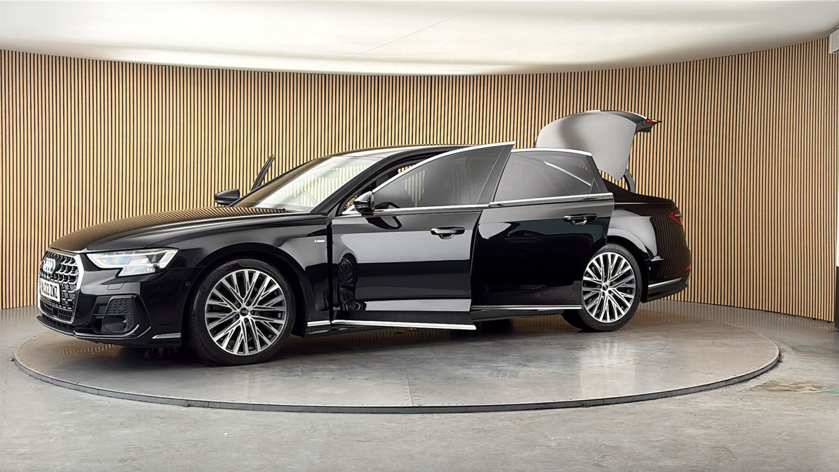 More views of Audi A8