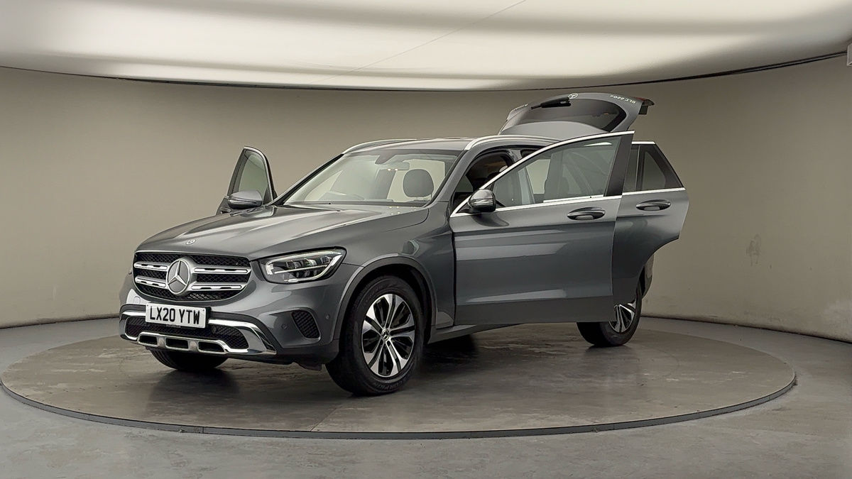 More views of Mercedes-Benz GLC
