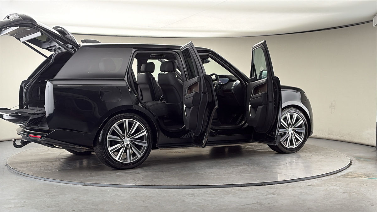 More views of Land Rover Range Rover