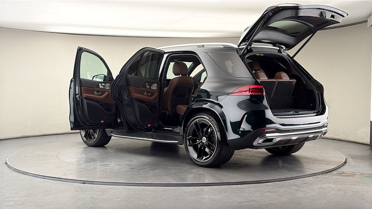 More views of Mercedes-Benz GLE