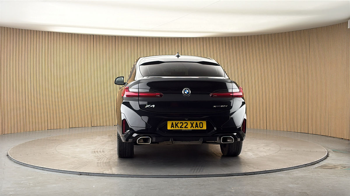 More views of BMW X4