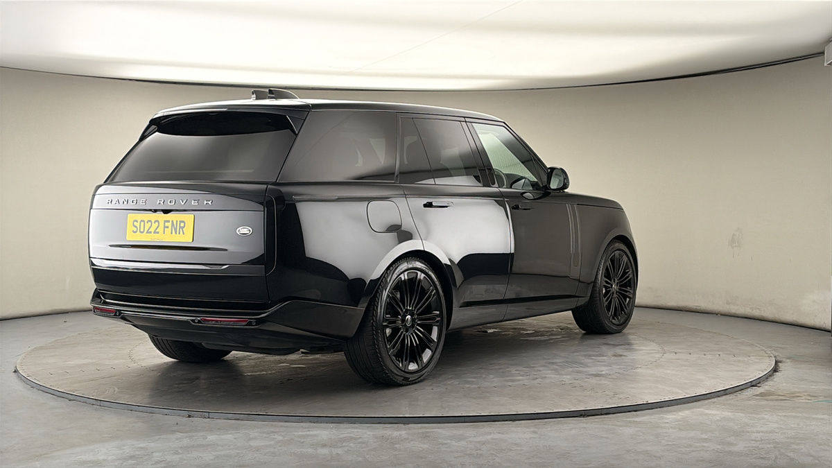 More views of Land Rover Range Rover