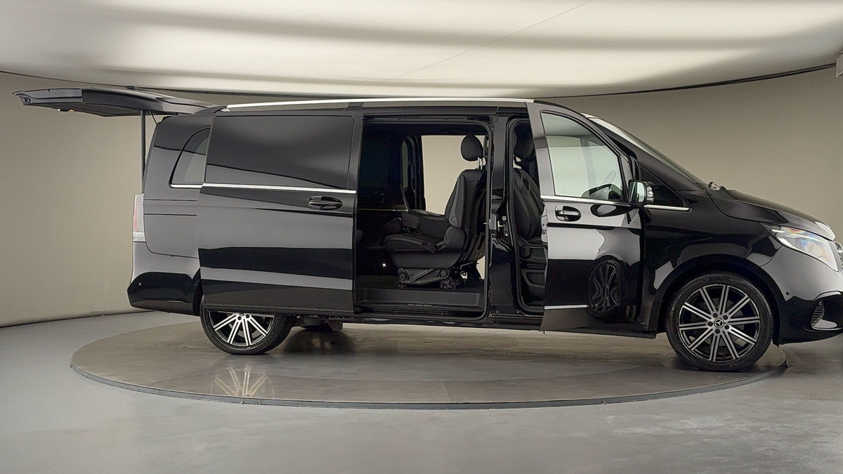 More views of Mercedes-Benz V Class