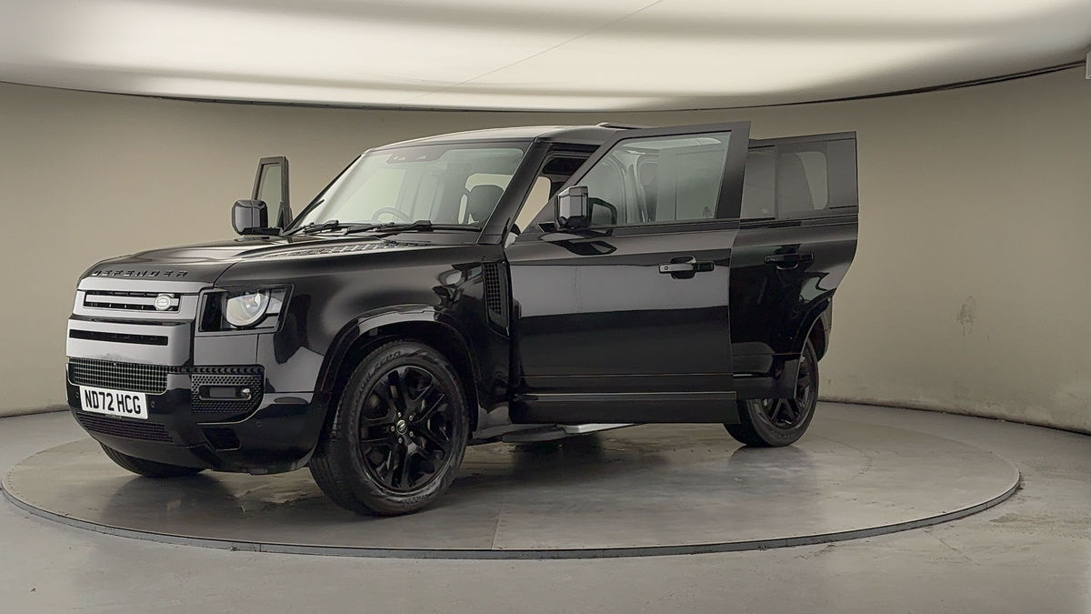 More views of Land Rover Defender 110