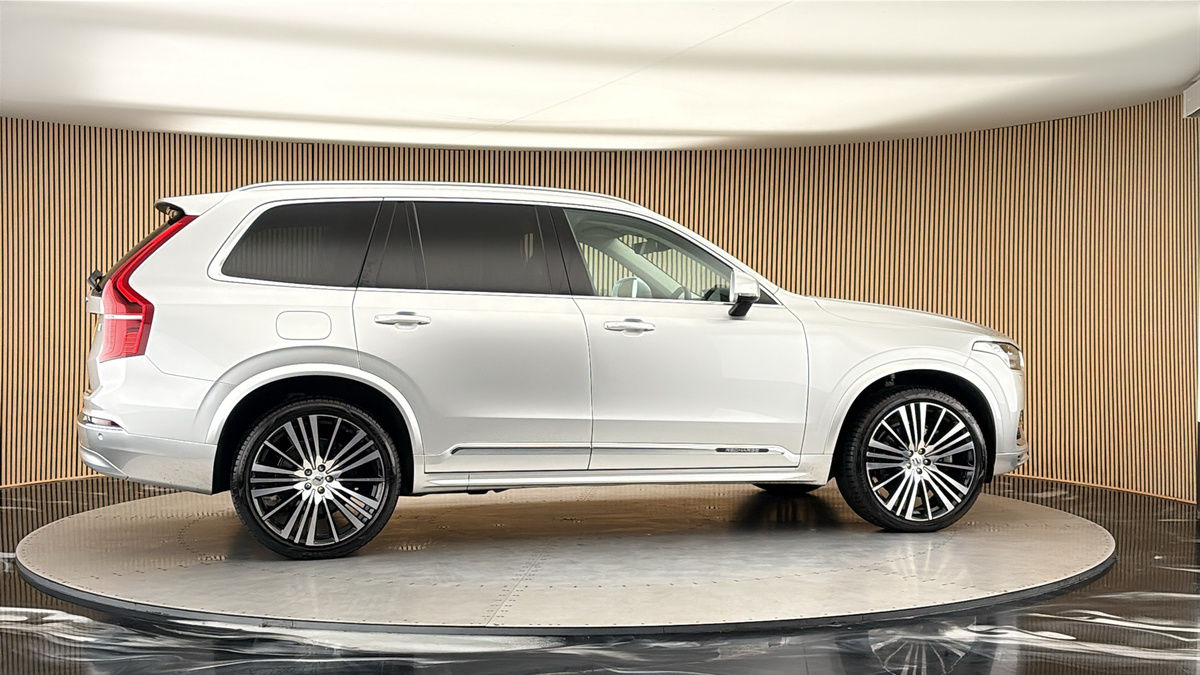More views of Volvo XC90