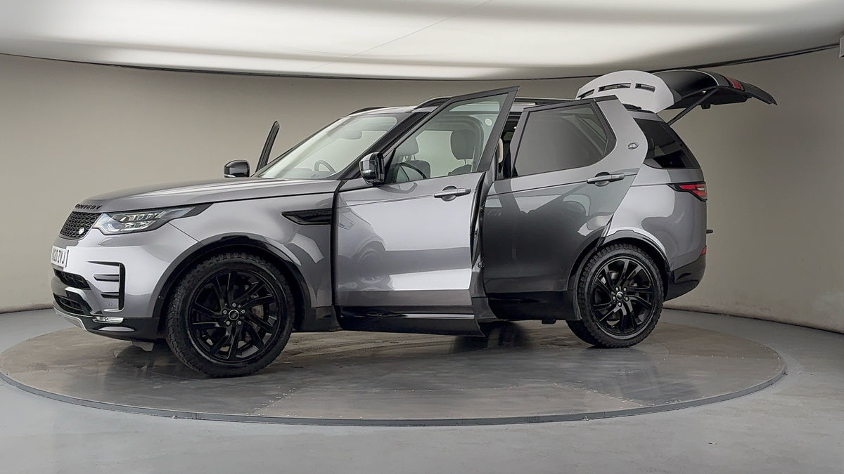 More views of Land Rover Discovery