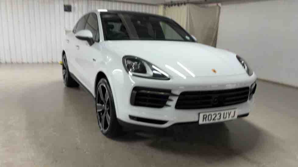 More views of Porsche Cayenne