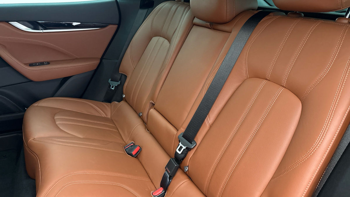 Maserati Levante Image 8