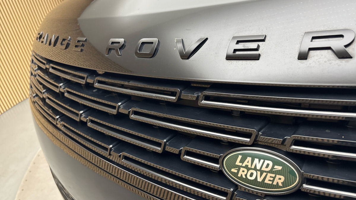 Land Rover Range Rover Sport Image 24