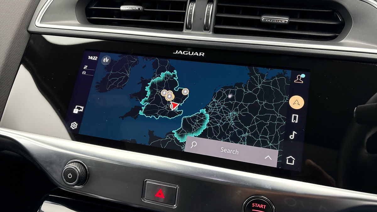 Jaguar I-PACE Image 17