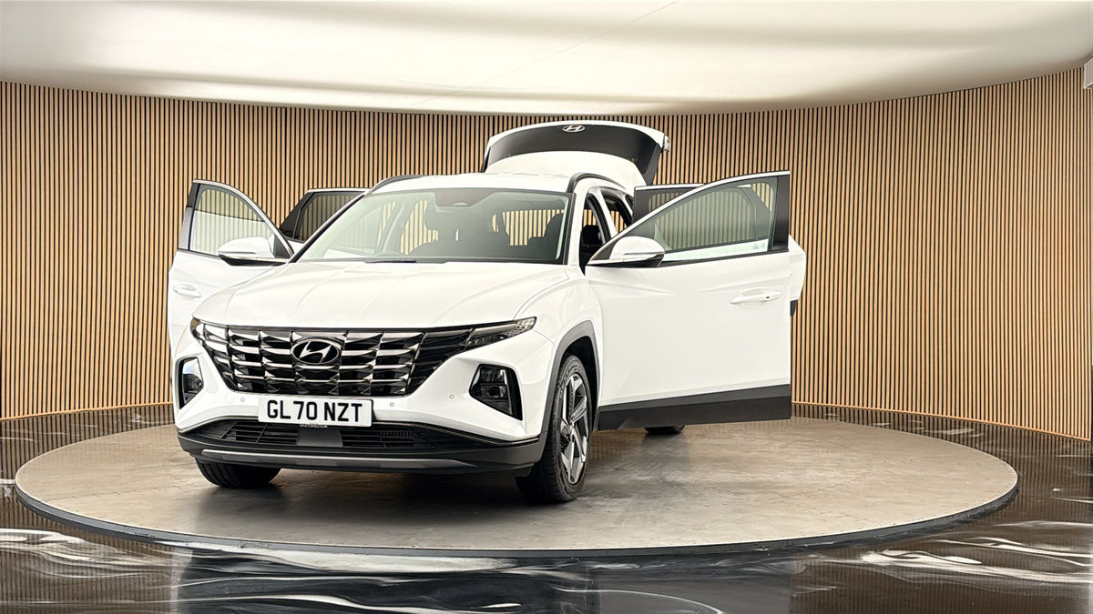 More views of Hyundai TUCSON