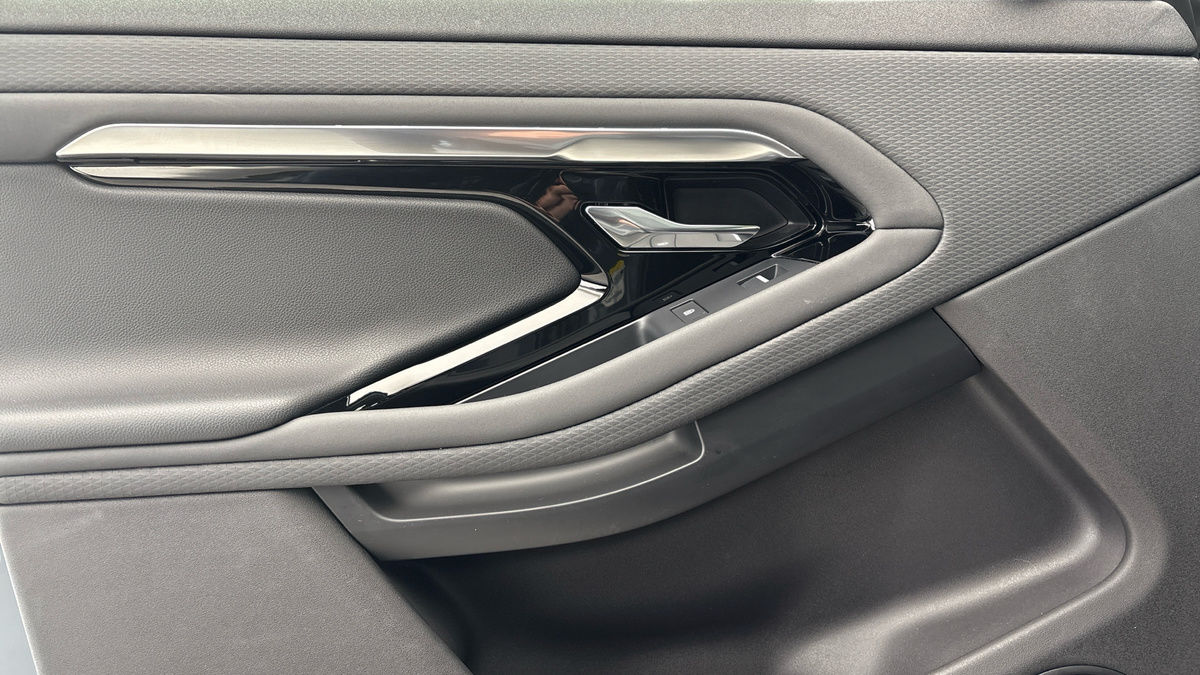 Land Rover Range Rover Evoque Image 19