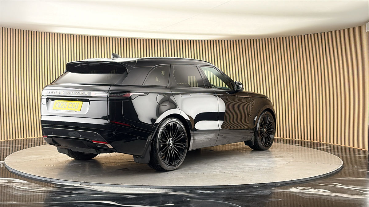 More views of Land Rover Range Rover Velar