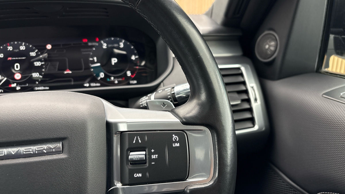 Land Rover Discovery Image 14