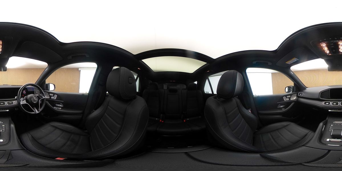More views of Mercedes-Benz GLE