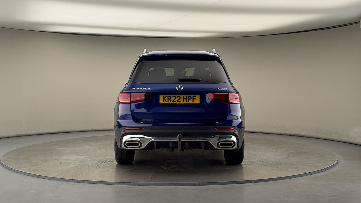 Mercedes-Benz GLB Image 4