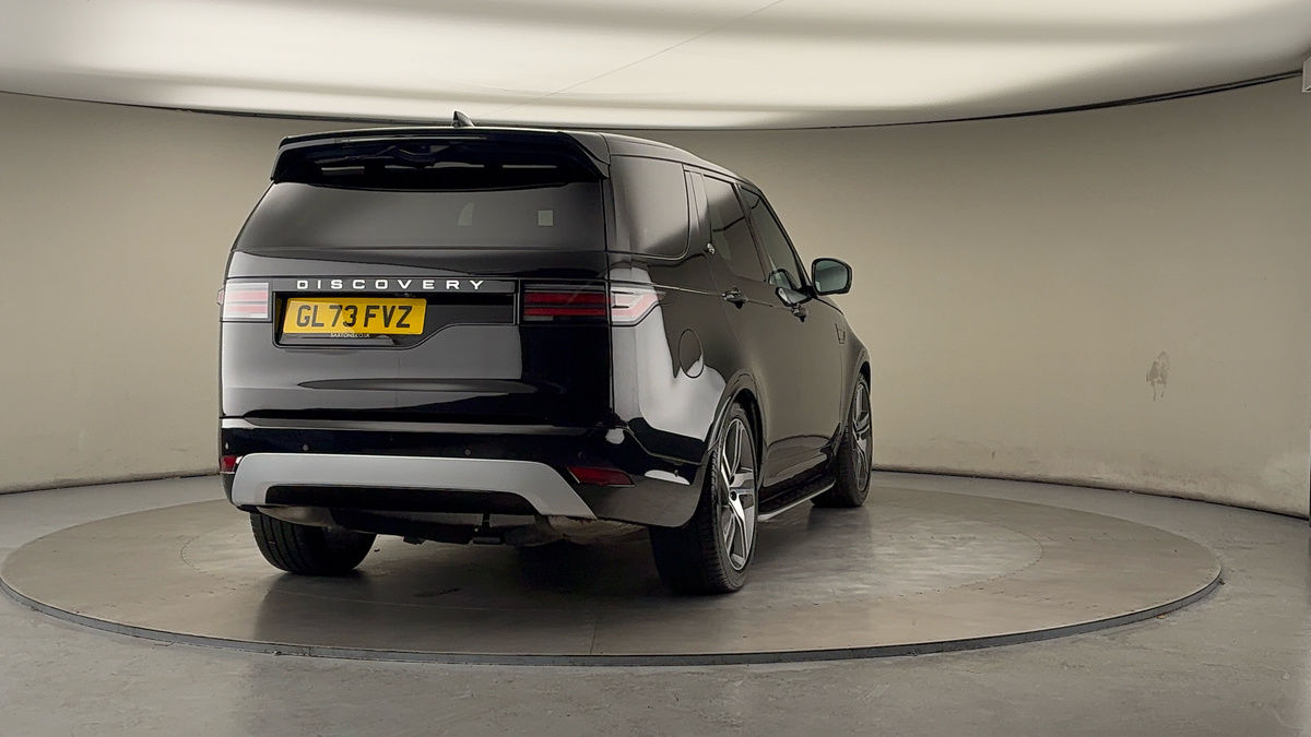 More views of Land Rover Discovery