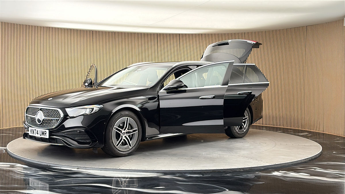 Mercedes-Benz E Class Image 22