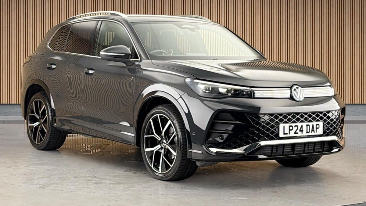Volkswagen Tiguan Sticky Header Image