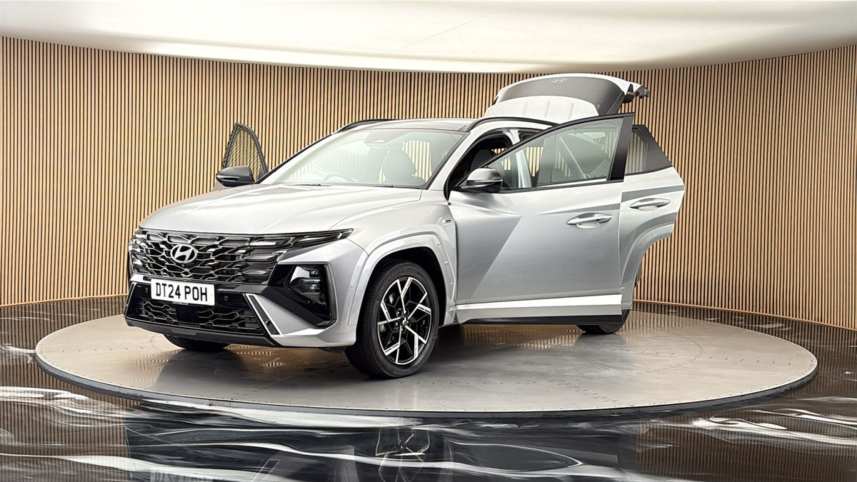 More views of Hyundai TUCSON