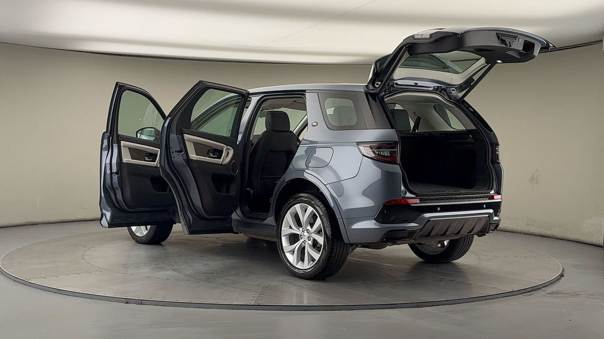 More views of Land Rover Discovery Sport