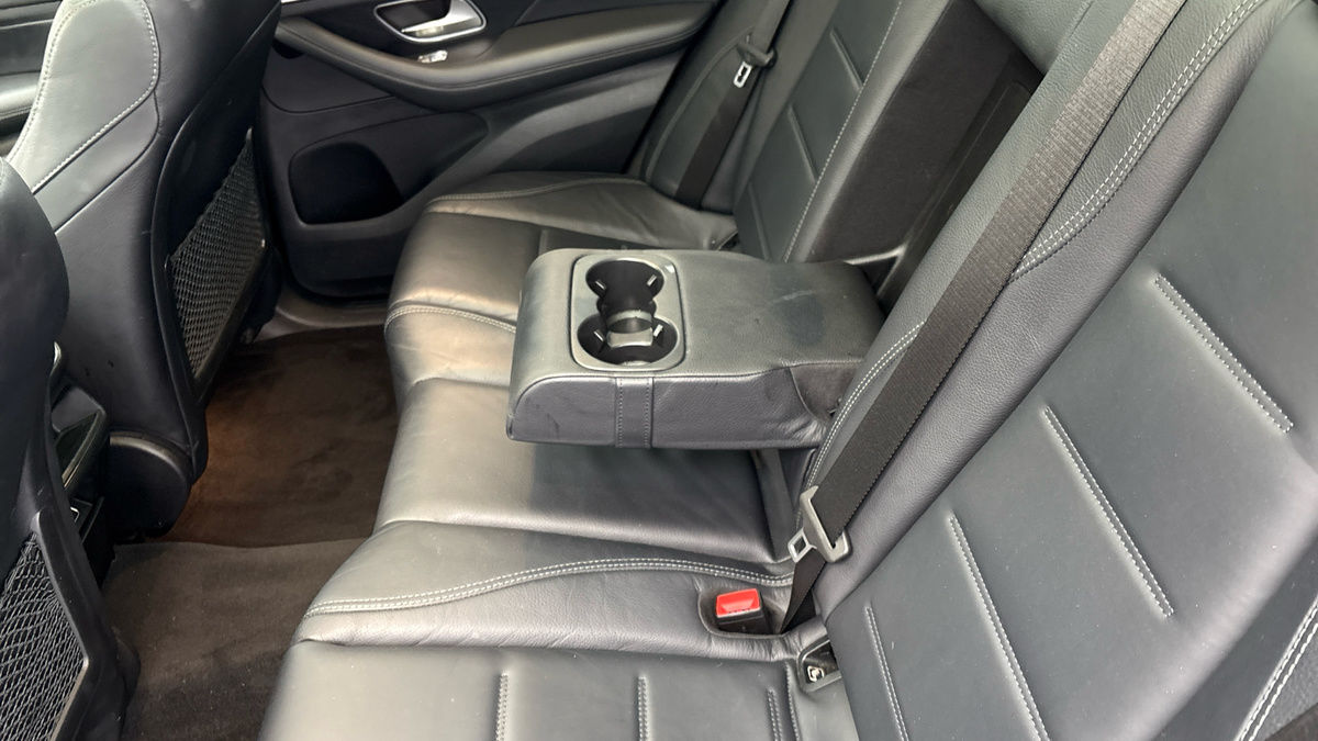 Mercedes-Benz GLE Image 9