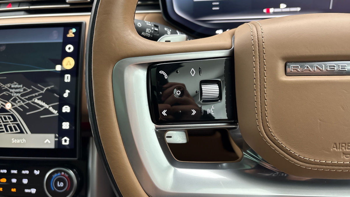 Land Rover Range Rover Image 13