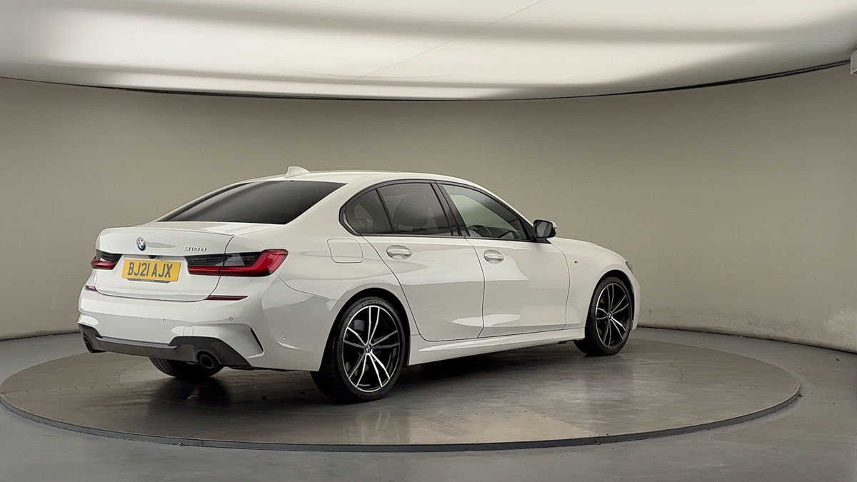 BMW 3 Series Image 21